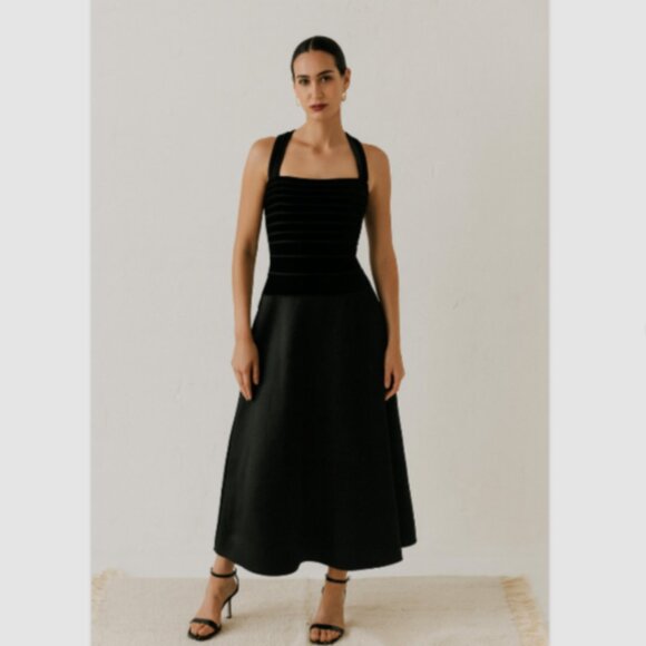 TADASHI SHOJI Gown Black Velvet Bodice Size 8, Small Bust - Picture 1 of 13